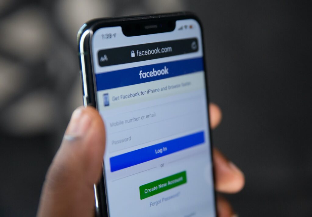 cara mengaktifkan kembali akun facebook yang telah dihapus permanen